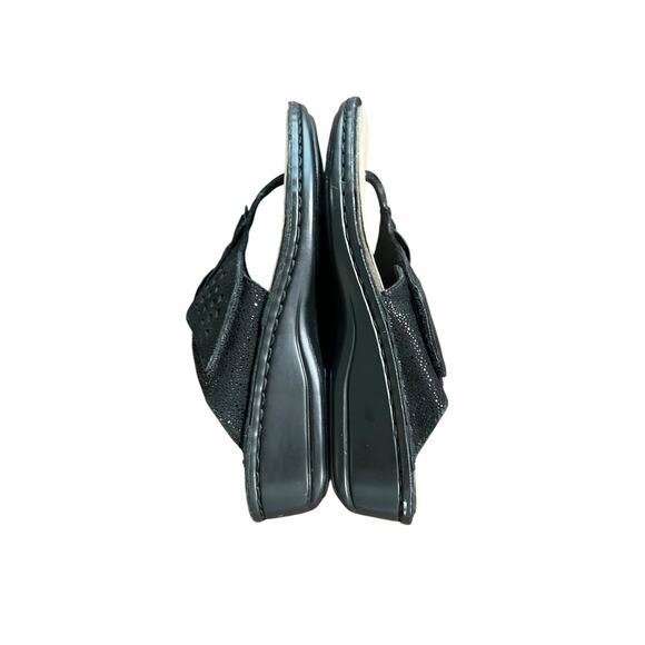 Aravon Cambridge Women'sAdjustable Sandal Black Suede Some Shimmer Thong Size 6 - Picture 3 of 12